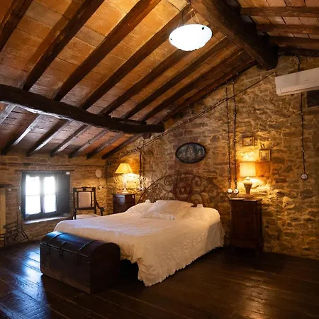 Alloggio per agriturismo Borgo Santuletta Santa Giuletta
