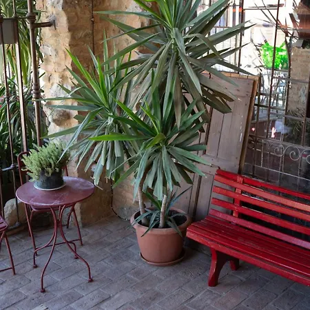 Alloggio per agriturismo Borgo Santuletta Santa Giuletta