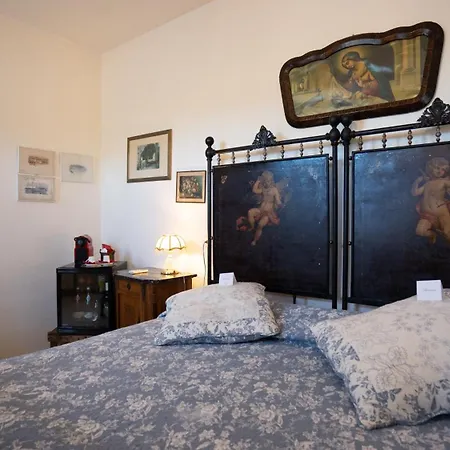 Alloggio per agriturismo Borgo Santuletta *