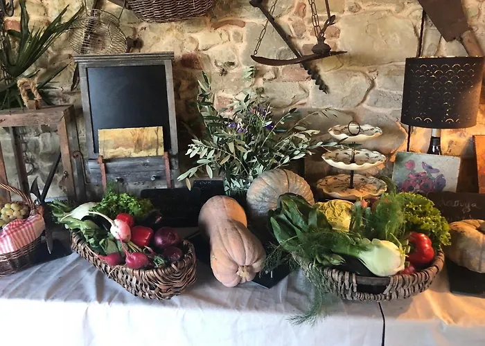 Alloggio per agriturismo Borgo Santuletta Santa Giuletta