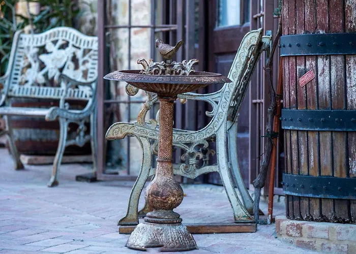 Çiftlik konaklama Borgo Santuletta *